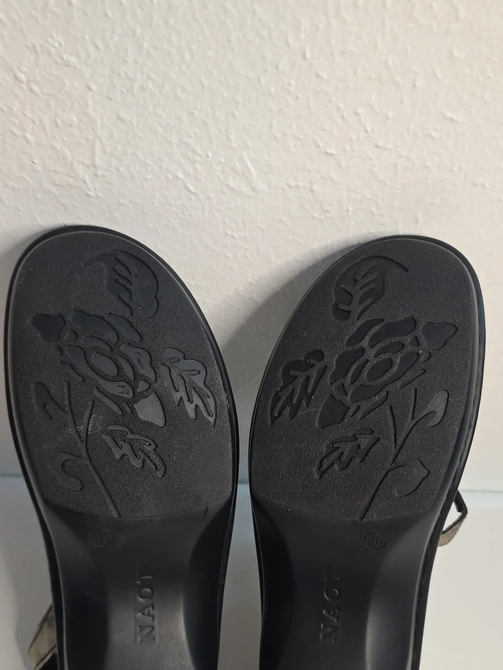 Naot welcome these